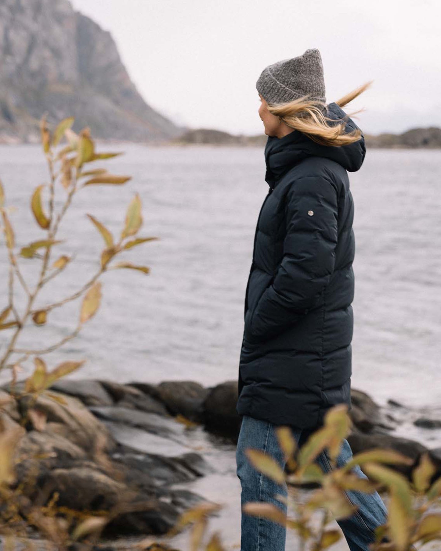 Noon II — Midnight Blue