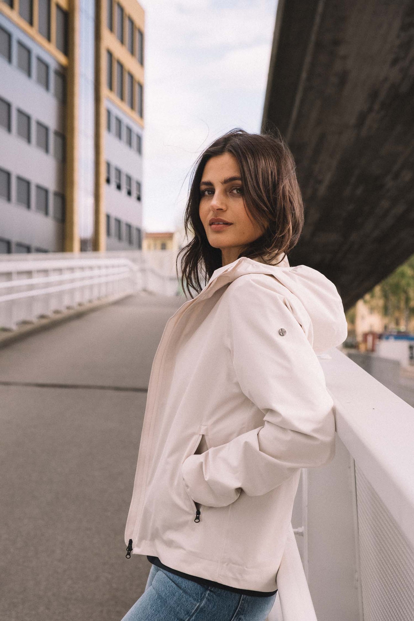 Veil — Neutral White