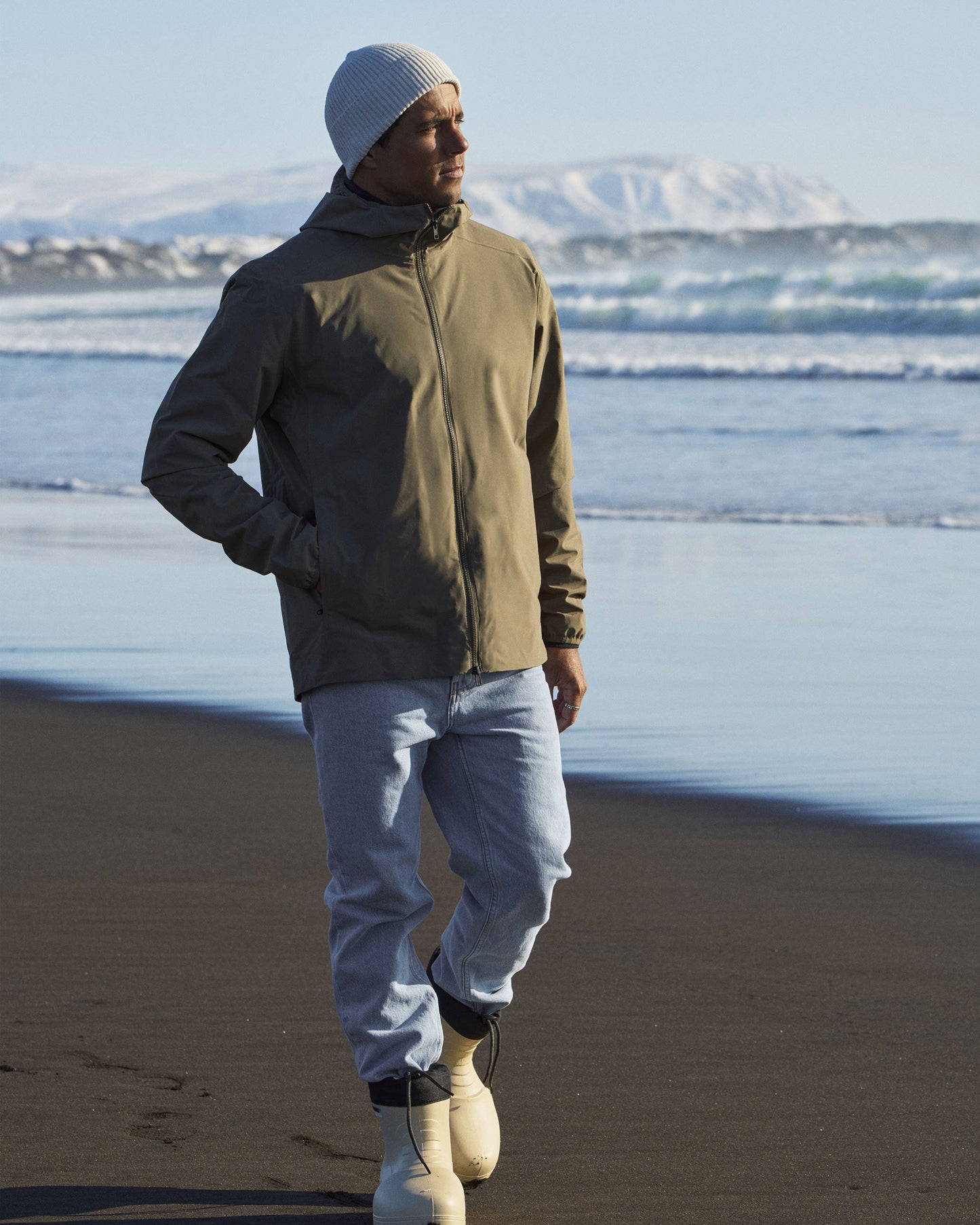 Hood II — Sand