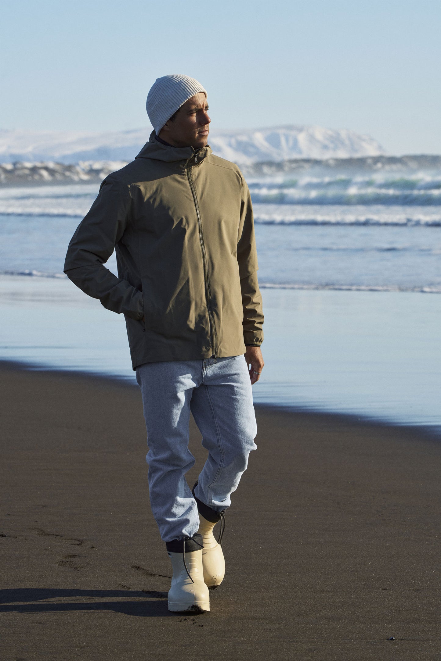 Hood II — Sand