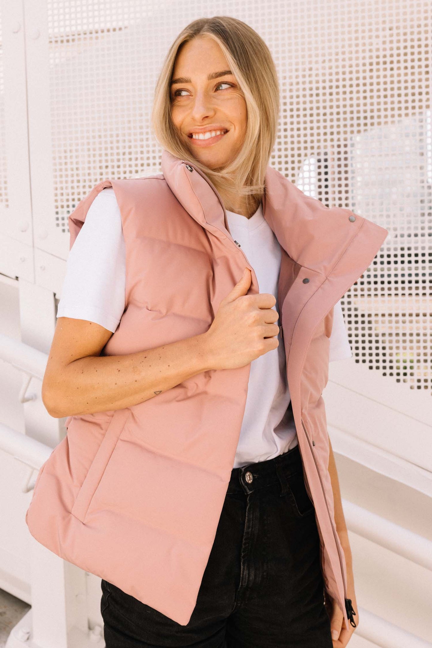 Vesty — Flush Pink