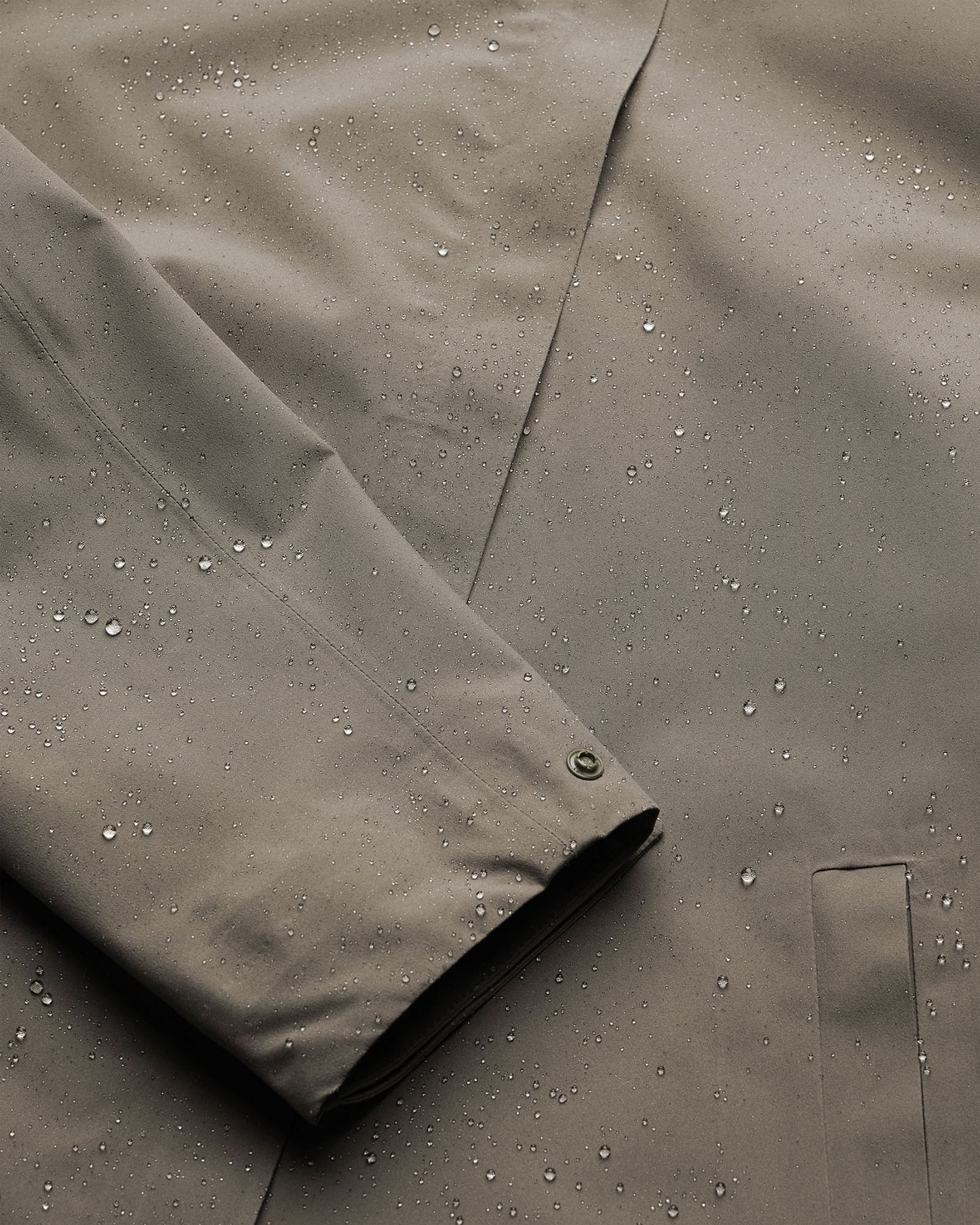 Flair Short — Sand